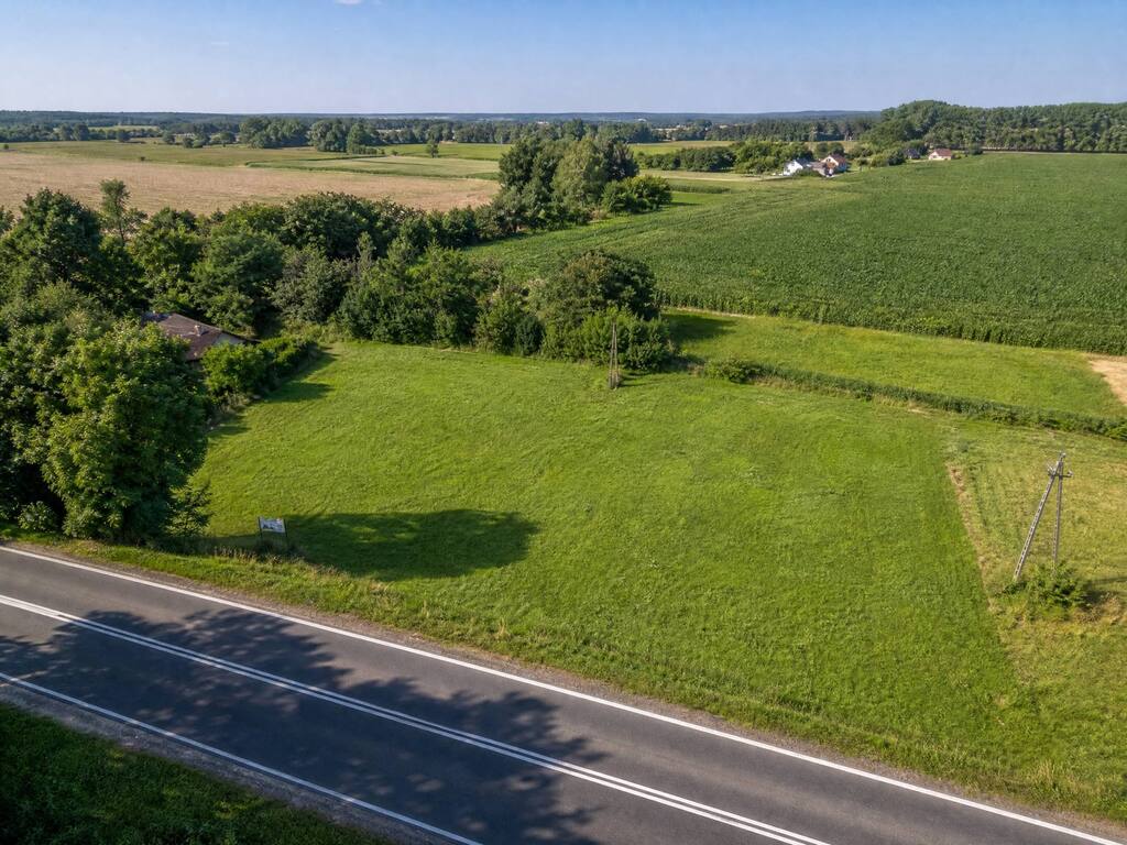 Działka budowlana 1047 m², media, asfalt, MPZP