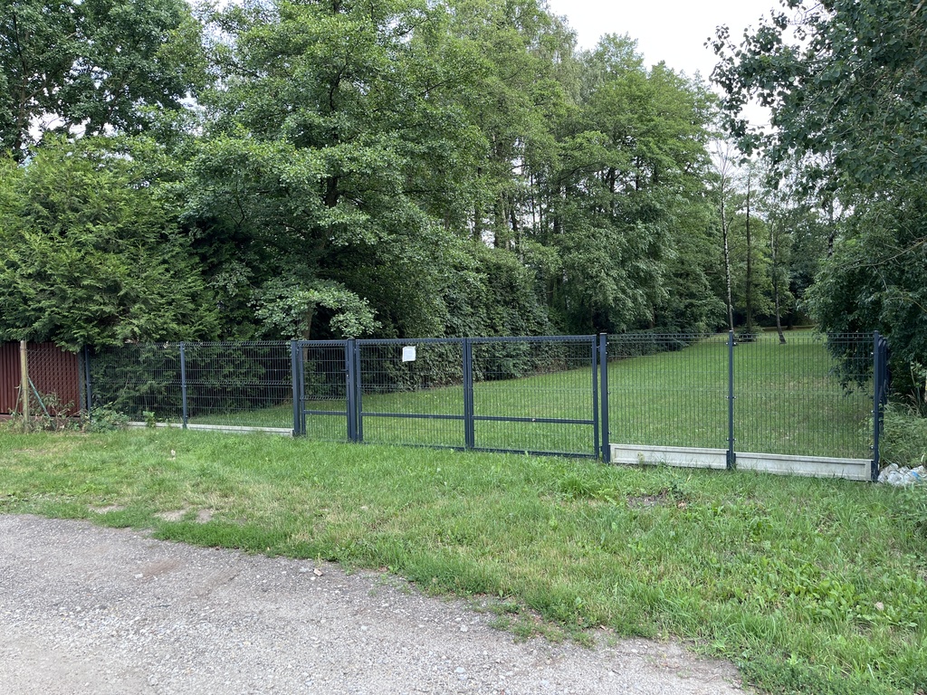 1500m2 ciszy w Łodzi. Działka budowlana z WZ