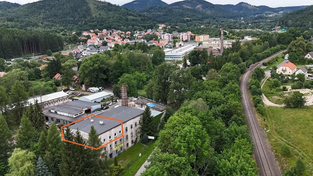 Lokal użytkowy 213 m² blisko centrum i rekreacji