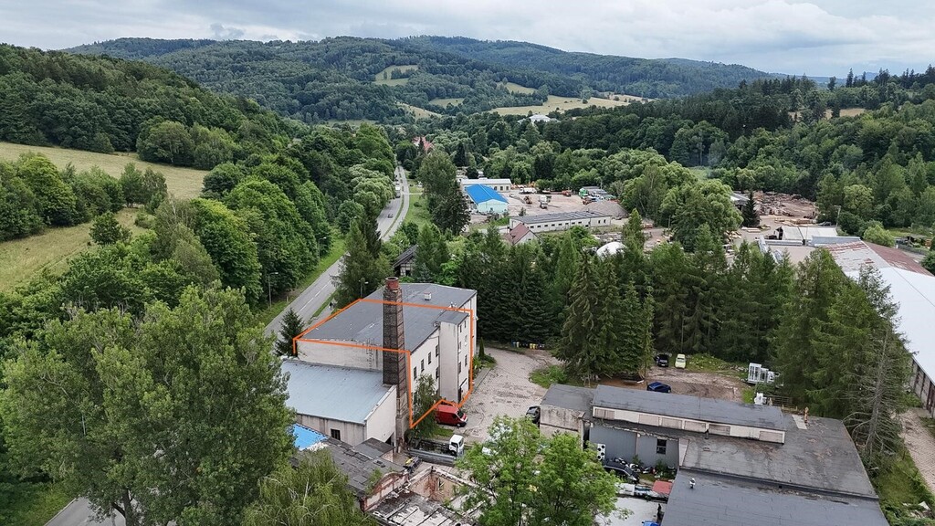 Hala produkcyjno-magazynowa z częścią biurową