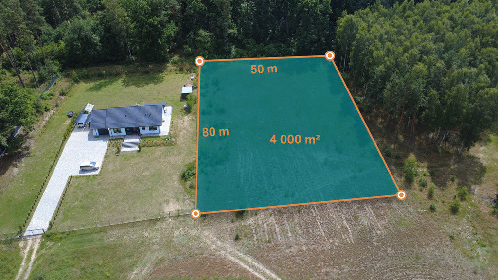 4000 m², las za płotem i święty spokój | Biały Bór