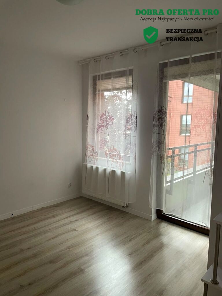 2 pokoje z balkonem na osiedlu Garnizon
