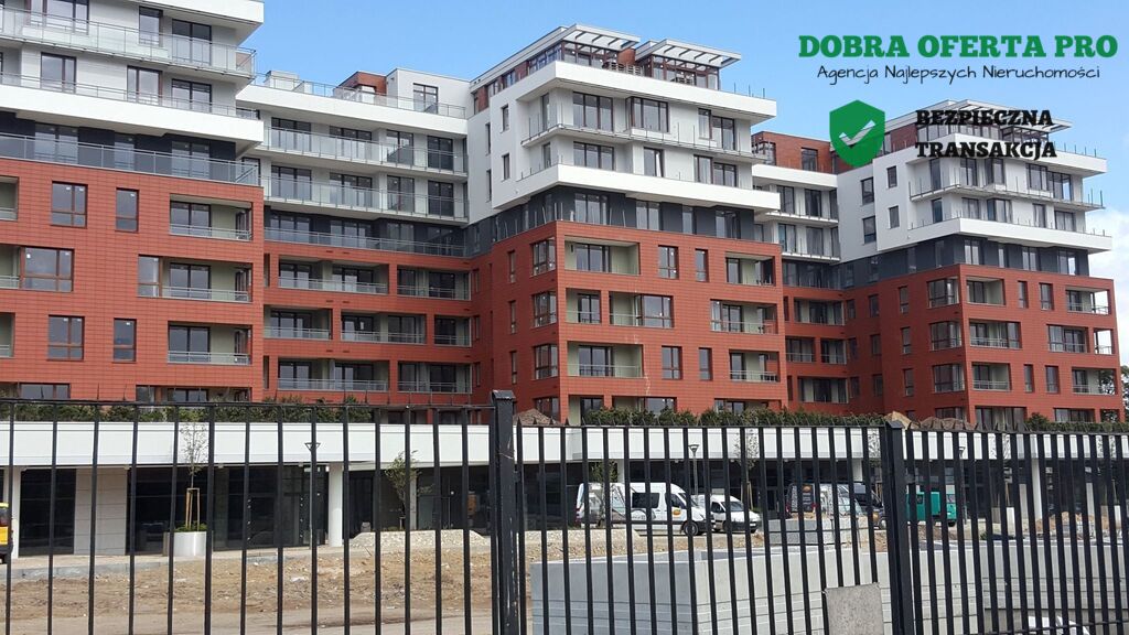 2 pokoje z balkonem na osiedlu Garnizon