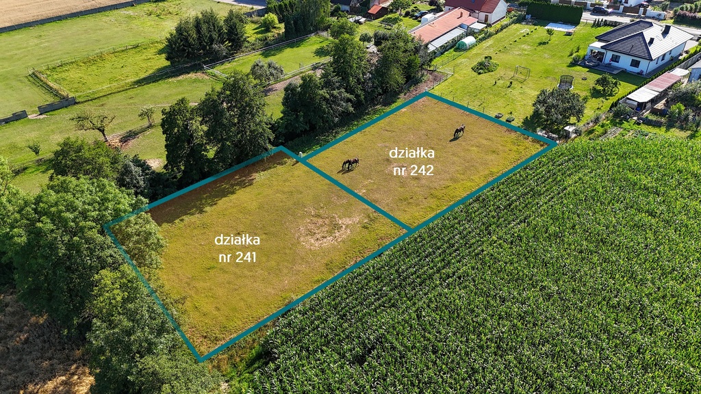 Urokliwa miejscowość nad jeziorem | działka z WZ