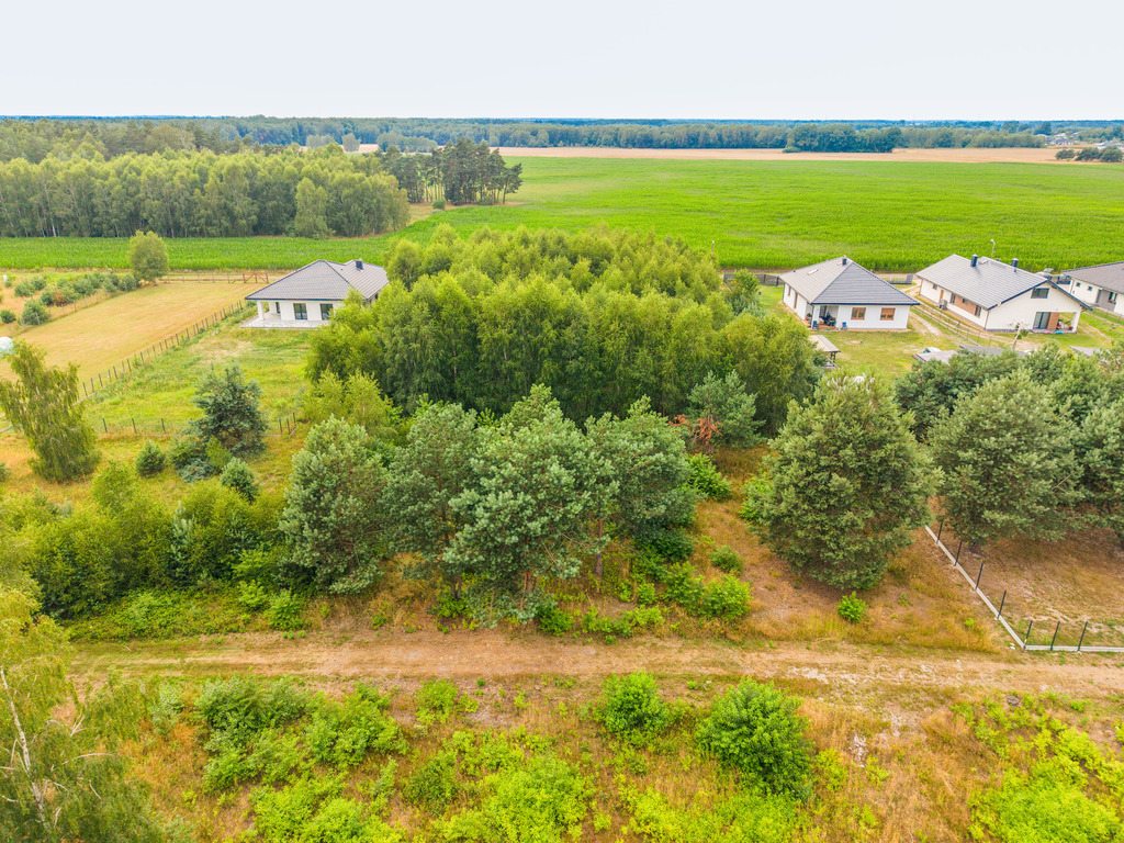 Gotowe WZ! Działka 1332 m² pod Bełchatowem