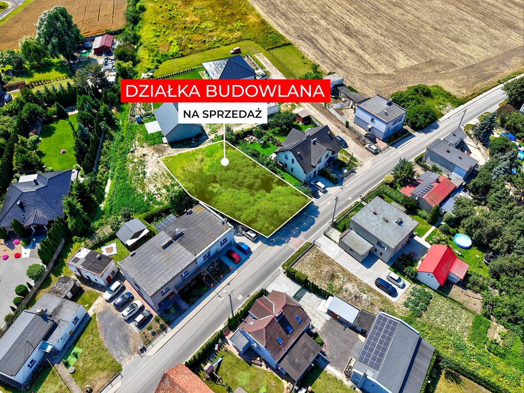 Dopiewiec: Działka 673m² | media | droga