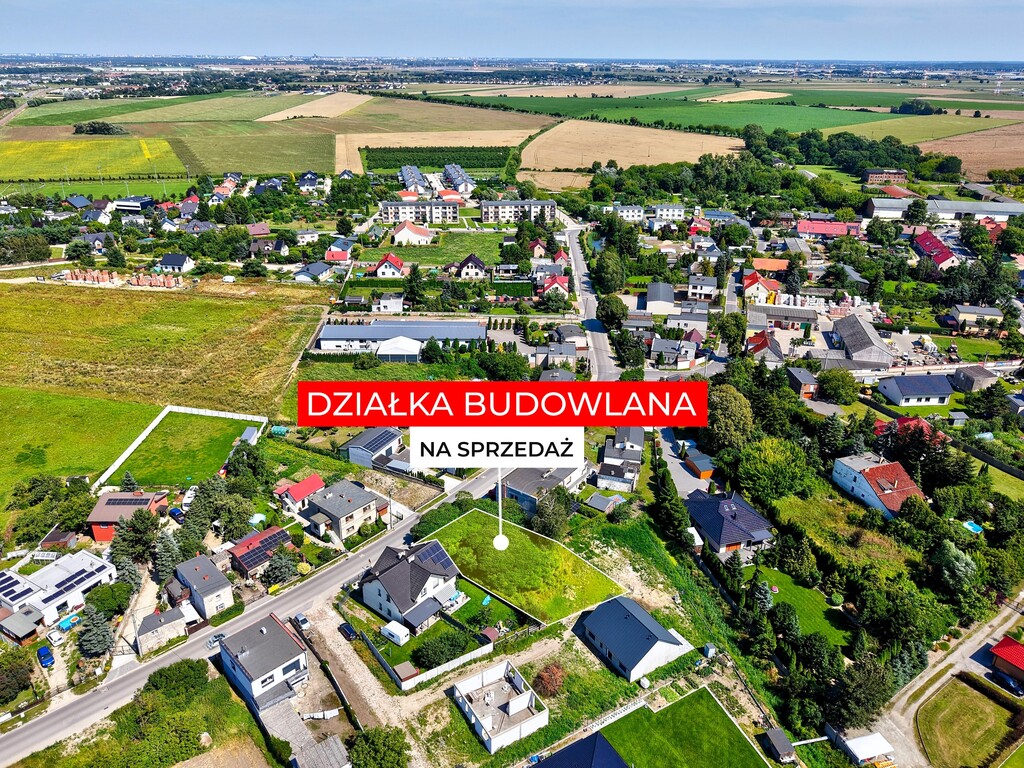 Dopiewiec: Działka 673m² | media | droga