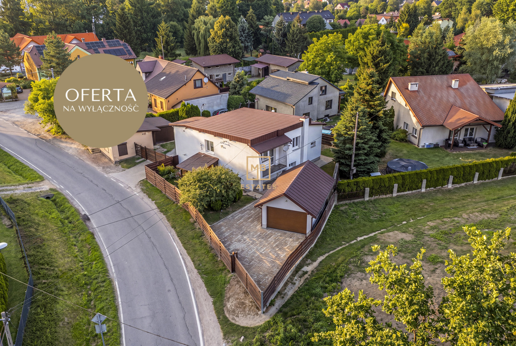 Wyremontowany dom z dwoma oddzielnymi wejściami