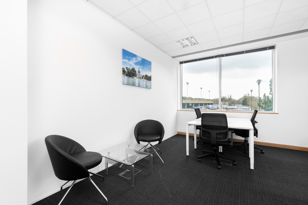 Profesjonalnego biura dla 1-2 osób w Regus Zana