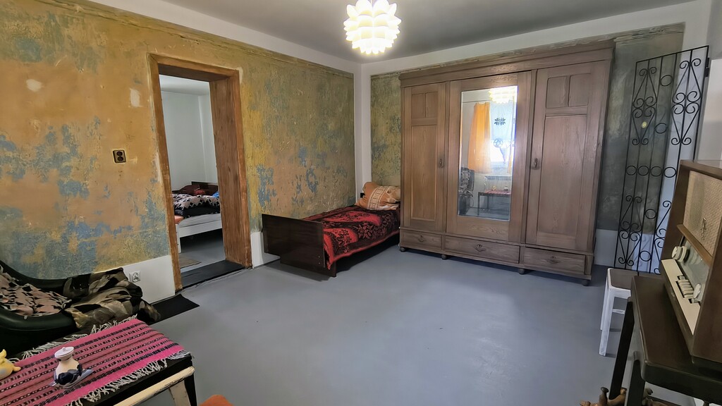 Dom 75 m² z dużą działką (19 arów) i pełnymi media