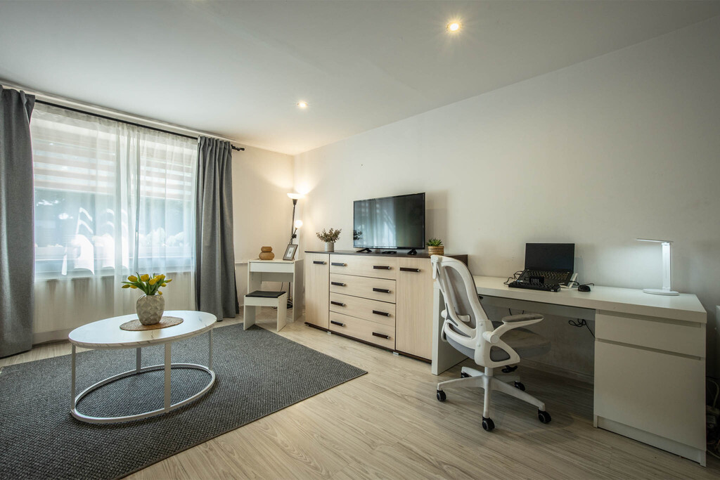Siedlisko marzeń- dom i 5 budynków gospodarczych