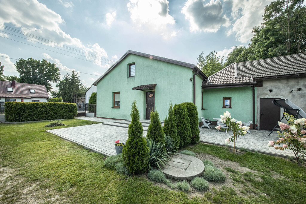 Siedlisko marzeń- dom i 5 budynków gospodarczych
