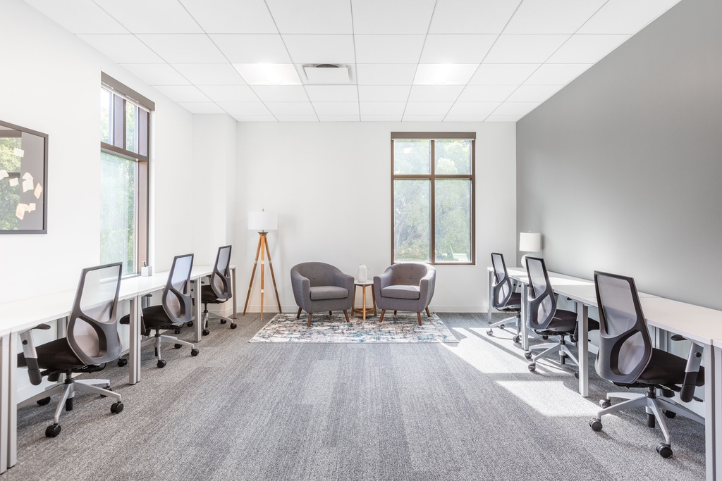 Postaw na biuro wirtualne Spaces Koneser Building