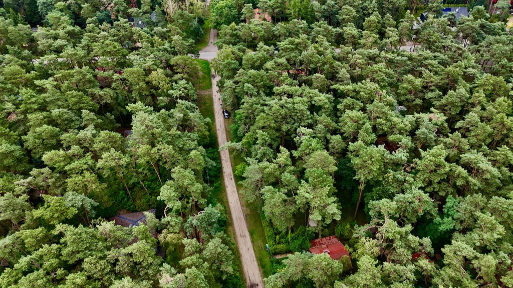 Działka budowlana 961 m2, uzbrojona, plan miejsc.