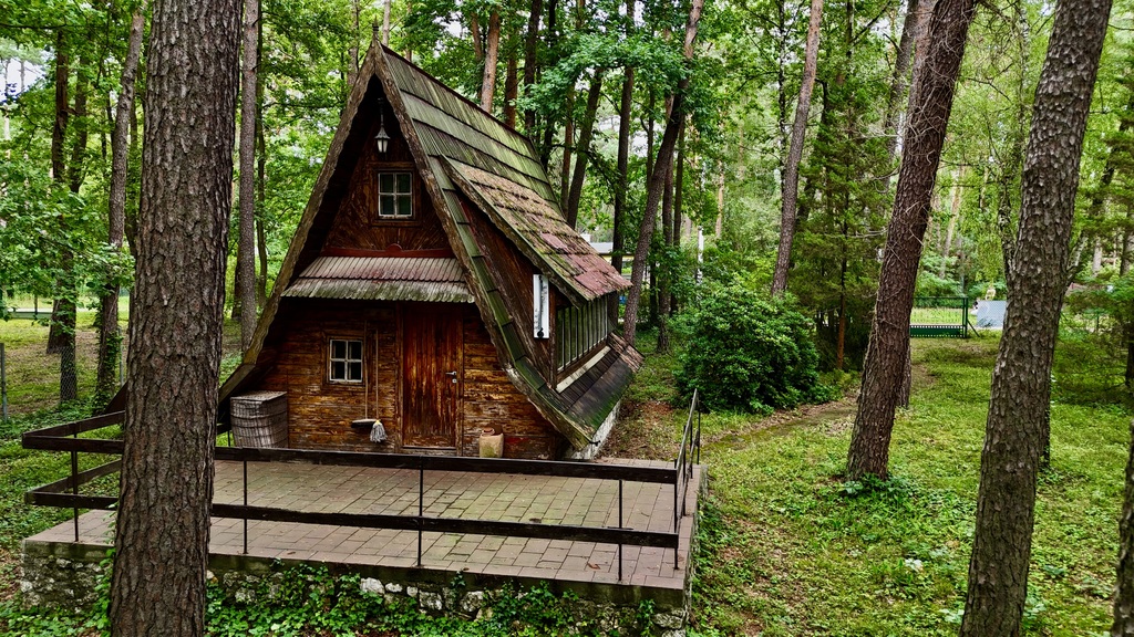Działka budowlana 961 m2, uzbrojona, plan miejsc.
