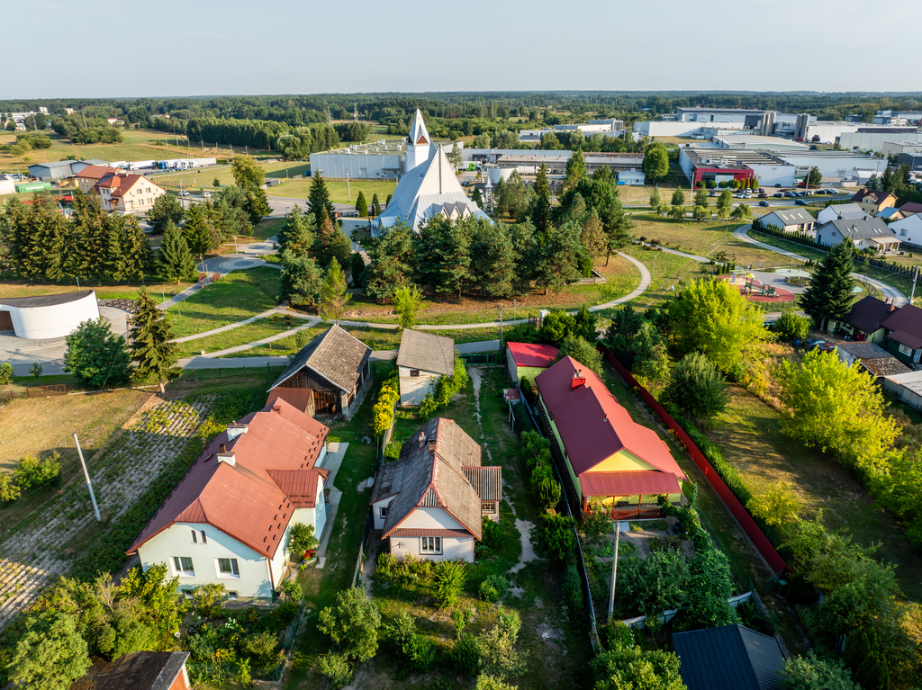 Dom 90m2 z garażem i dużym potencjałem Rogoźnica