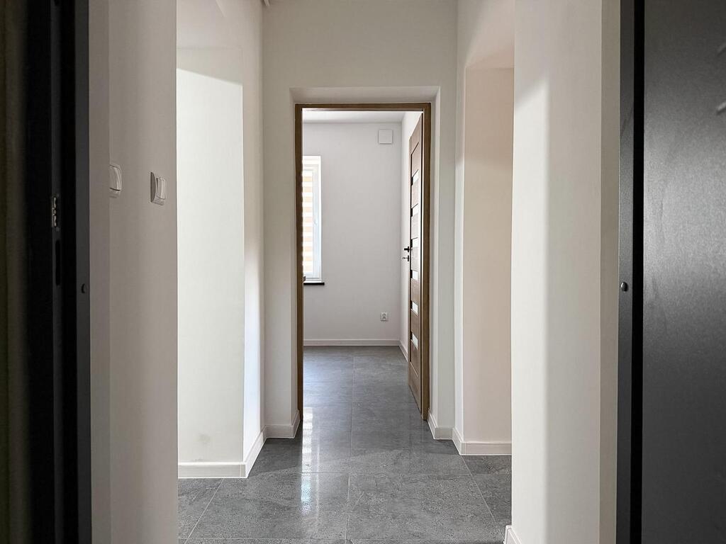 3 POKOJE NA PARTERZE  PO KAPITALNYM REMONCIE!