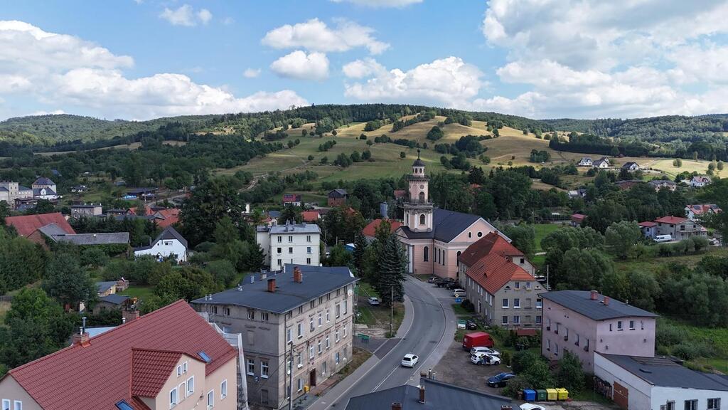 3 POKOJE NA PARTERZE  PO KAPITALNYM REMONCIE!