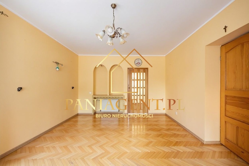 *Karłowice*Dom wolnostojący*
