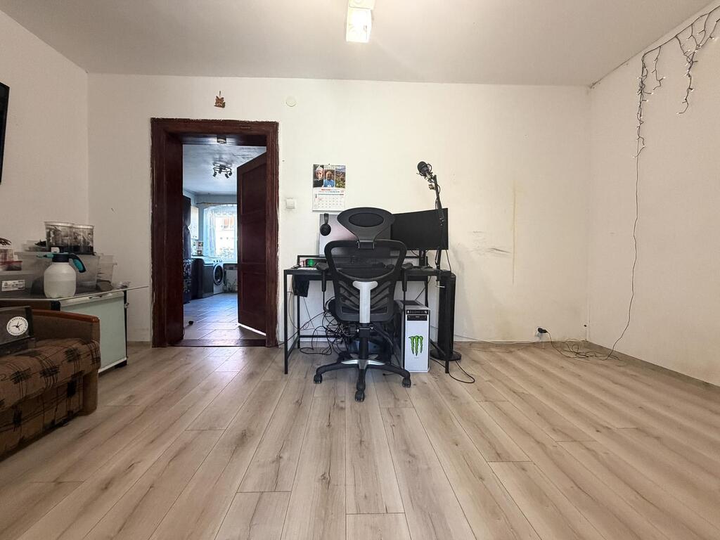 3-pokojowe, do wykończenia, z garażem, parter