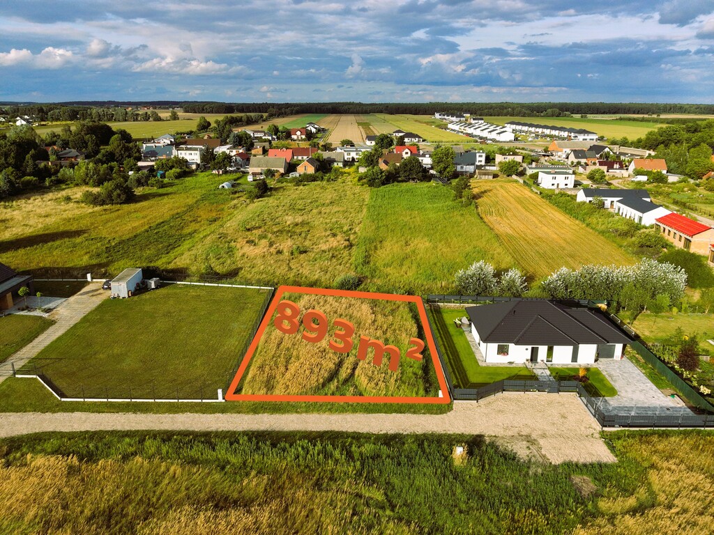 Zamieszkaj w Radzewie! Działka 893 m² czeka