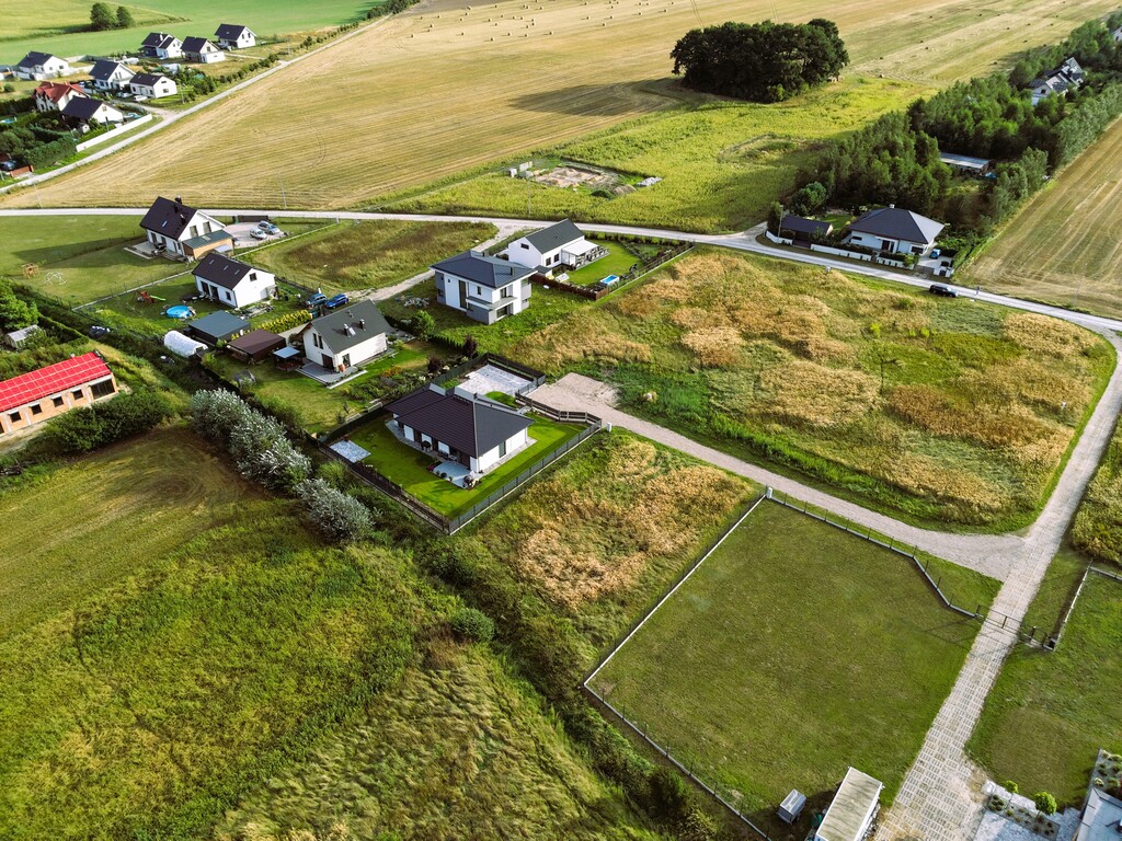 Zamieszkaj w Radzewie! Działka 893 m² czeka
