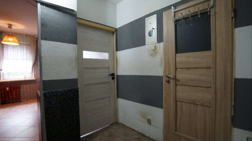 Sprzedaż mieszkanie 2-pok I piętro 48m2 z balkonem