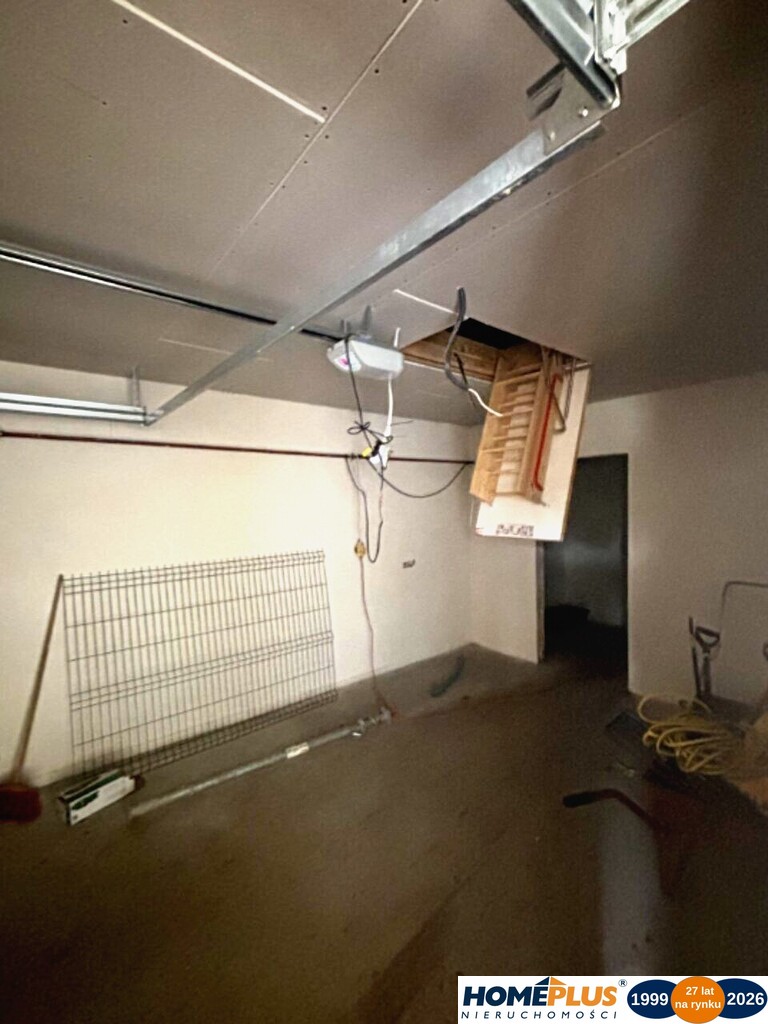 5 pokojowy bliźniak z garażem i działką 670 m2