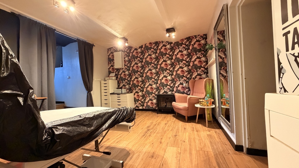 Gotowy lokal 27 m² w CENTRUM pod Beauty / Studio