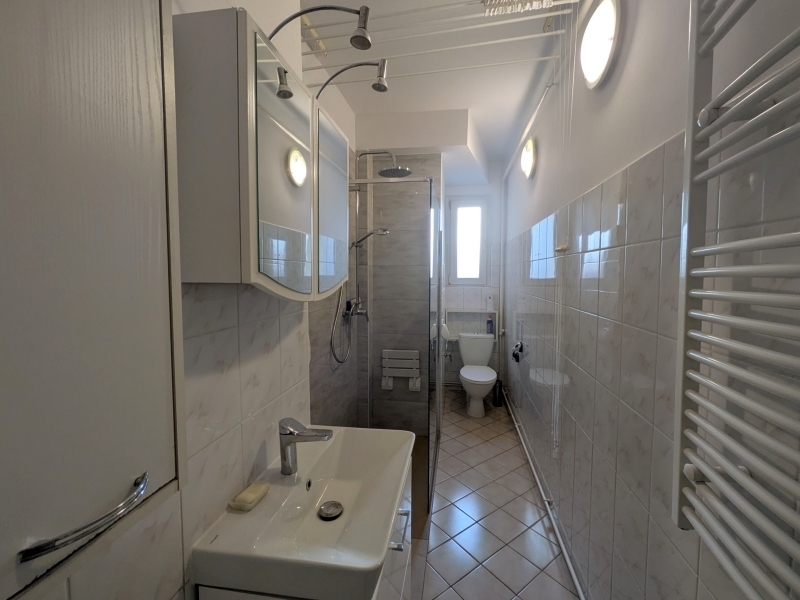 Kamienica, mieszkanie centrum 78.87m2 niski czynsz