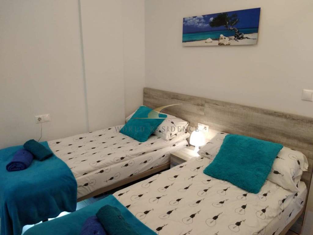 Apartament z garażem w I linii - La Mata