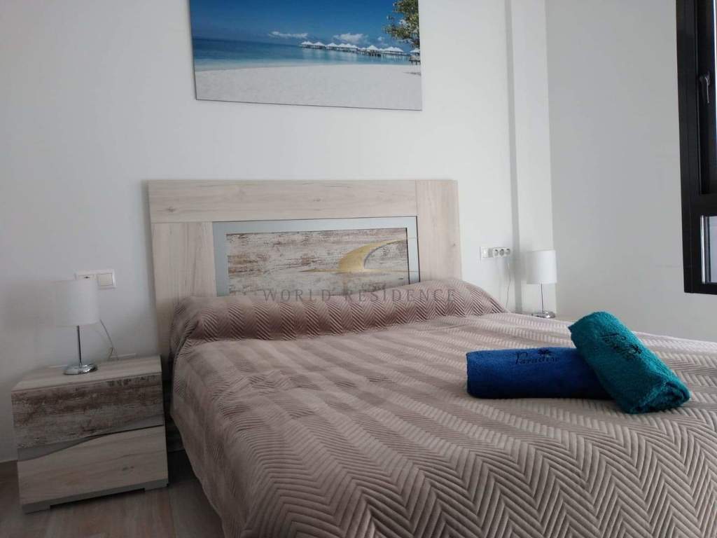 Apartament z garażem w I linii - La Mata