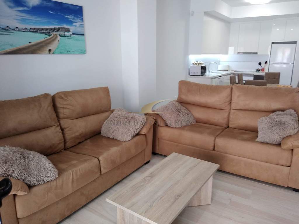 Apartament z garażem w I linii - La Mata