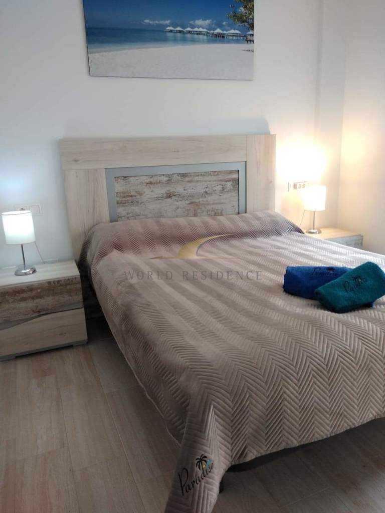 Apartament z garażem w I linii - La Mata