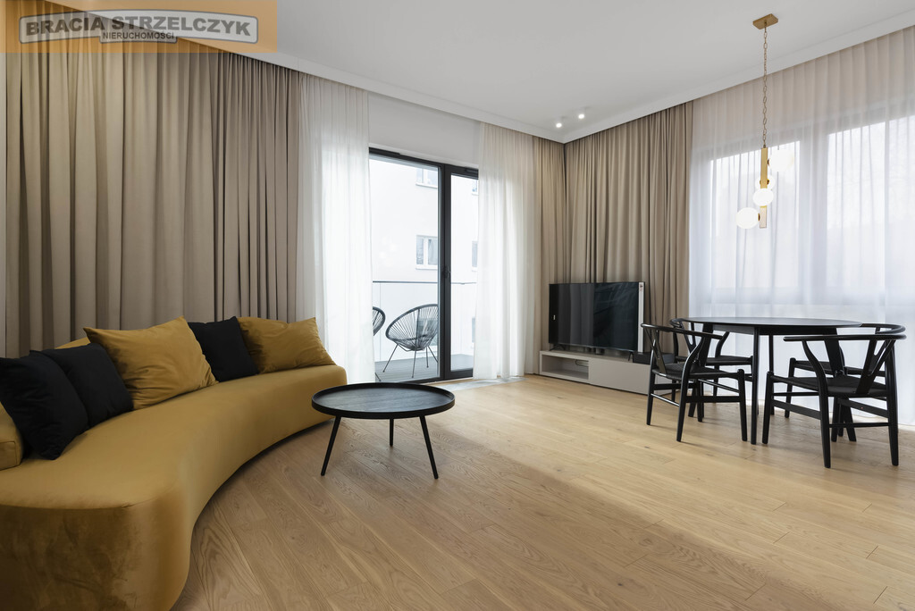 Złota . Apartament z widokiem. Taras. Garaż