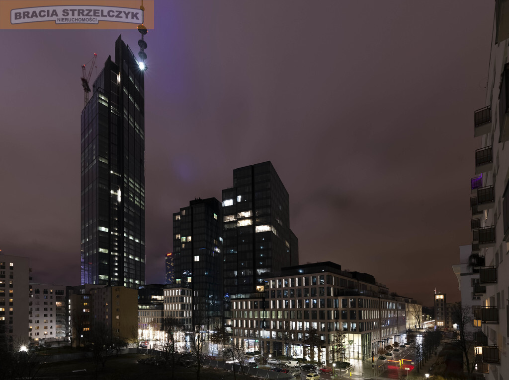 Złota . Apartament z widokiem. Taras. Garaż