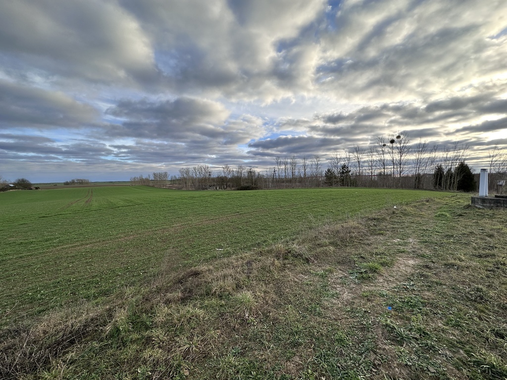 4,49 ha Kołbaskowo pod usługi, magazyny, składy