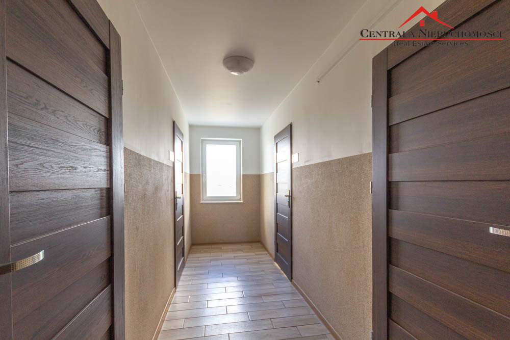 Lokale - 2 pokoje z własną łazienką, Mokre, 30m2.