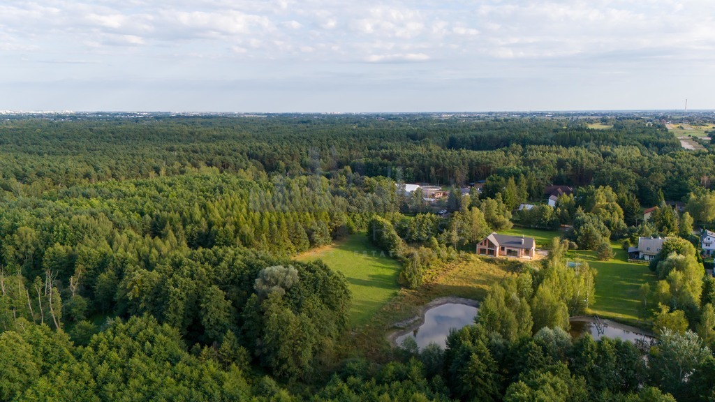 Działka bezpośrednio otoczona Kampinoskim Parkiem