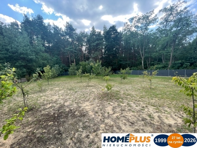 Cicha ustawna działka przy lesie 20min od W-wy