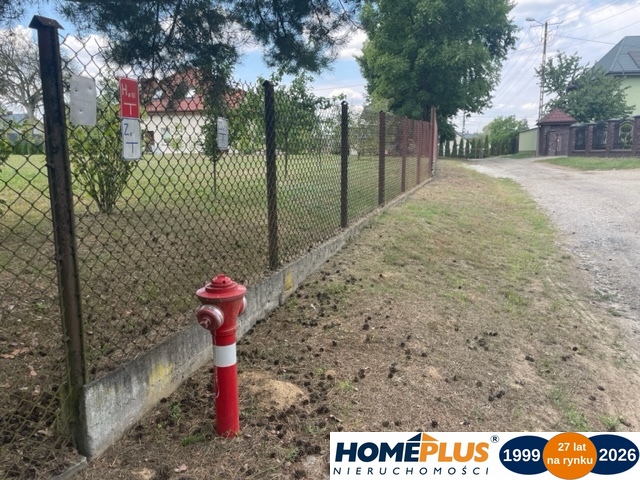 Cicha ustawna działka przy lesie 20min od W-wy