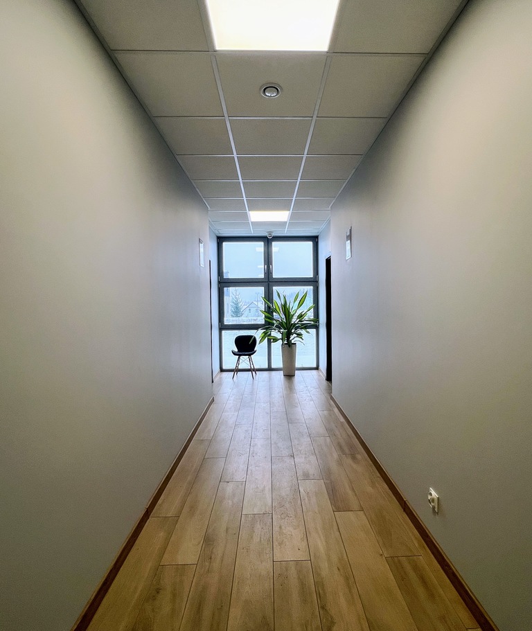 Nowoczesny lokal 32 m2  pod usługi medyczne