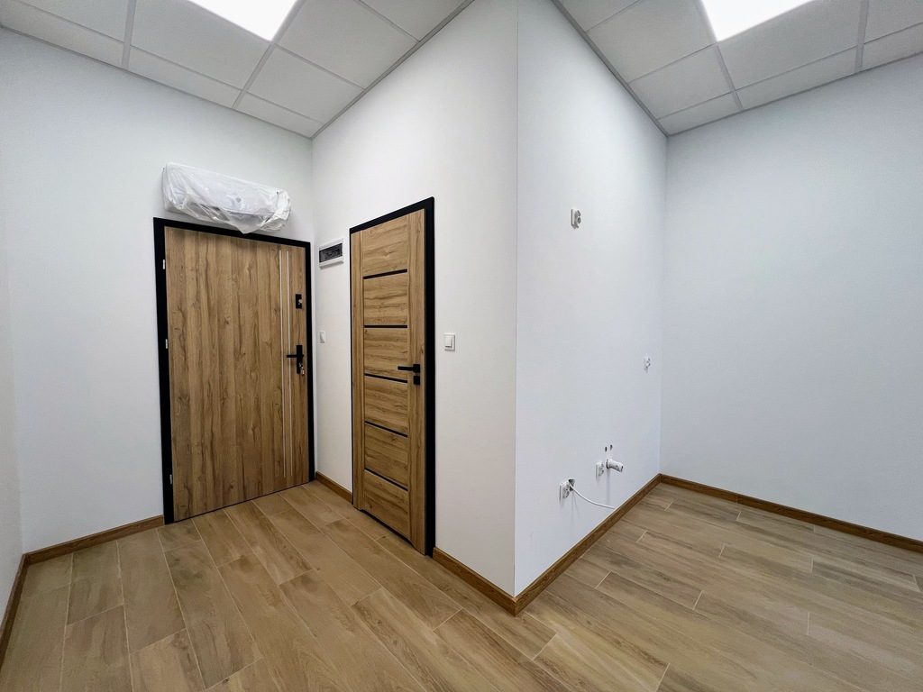 Nowoczesny lokal 32 m2  pod usługi medyczne