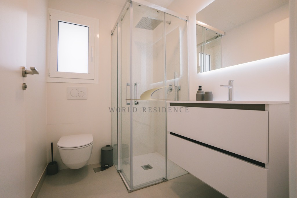 Wolnostojące wille z basenem