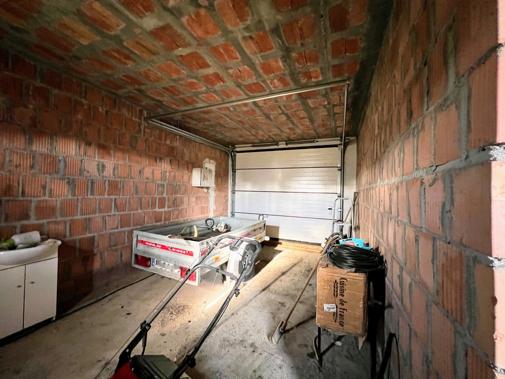 Dom piętrowy do własnej aranżacji Zarzecze