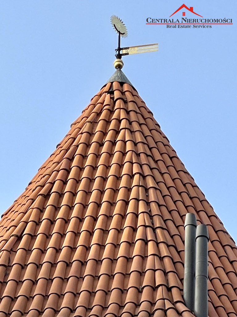 Unikat gotycka baszta "Monstrancja" na sprzedaż