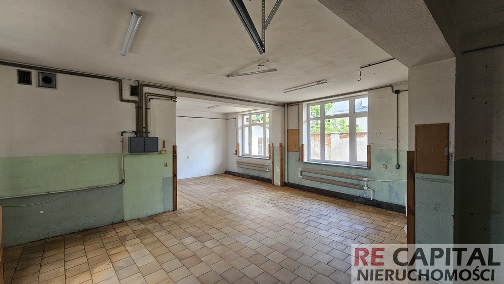 Budynek produkcyjno - usługowy  Blizne Jasińskiego