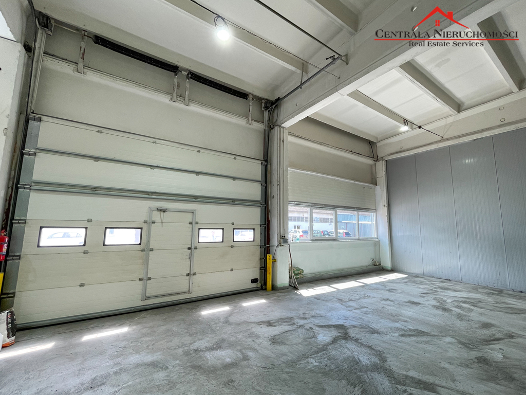 Hala 336 m2/ Biuro/ Podgórz Toruń