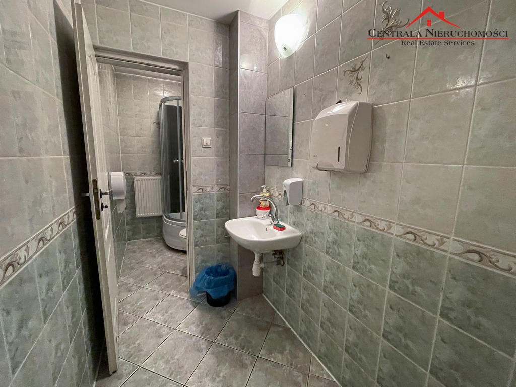 Hala 336 m2/ Biuro/ Podgórz Toruń