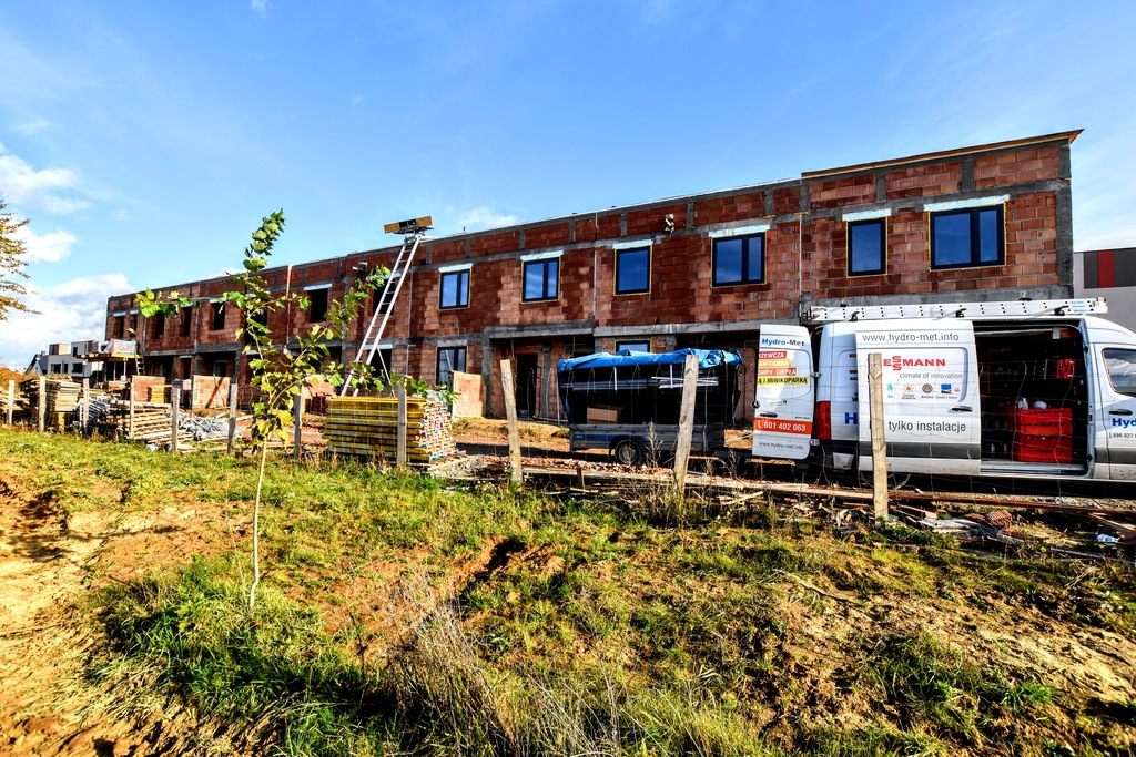 balkon, świetna okolica, brak prowizji dla biura